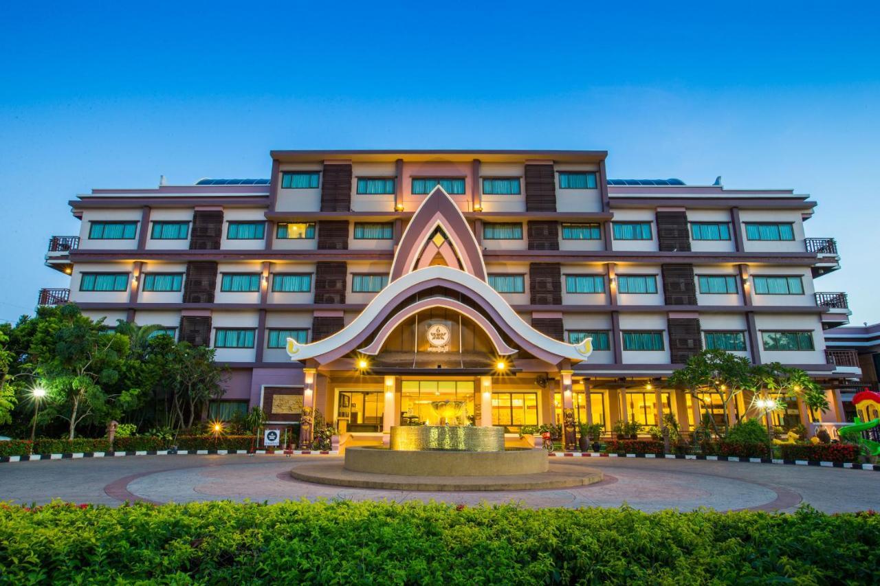 Phanomrungpuri Hotel Buriram Nang Rong Dış mekan fotoğraf