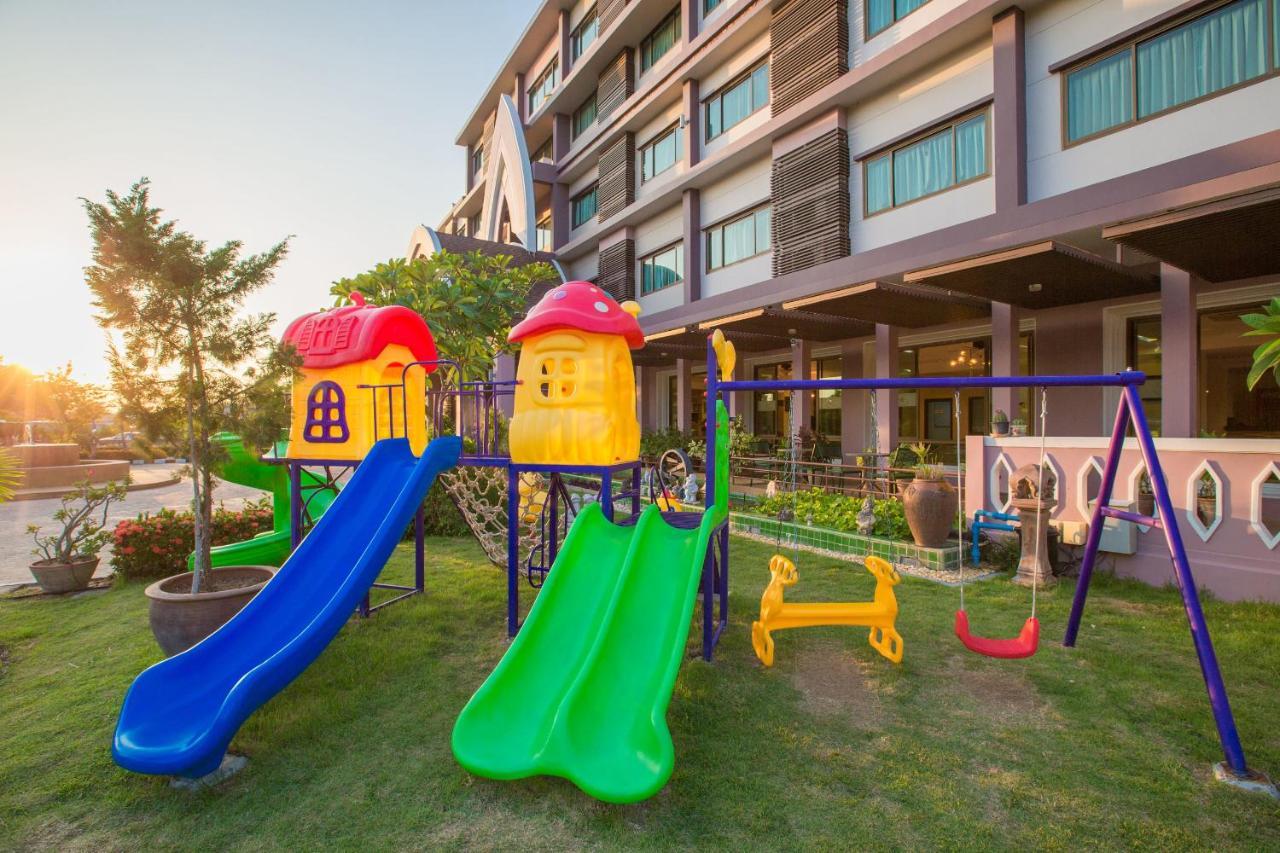 Phanomrungpuri Hotel Buriram Nang Rong Dış mekan fotoğraf