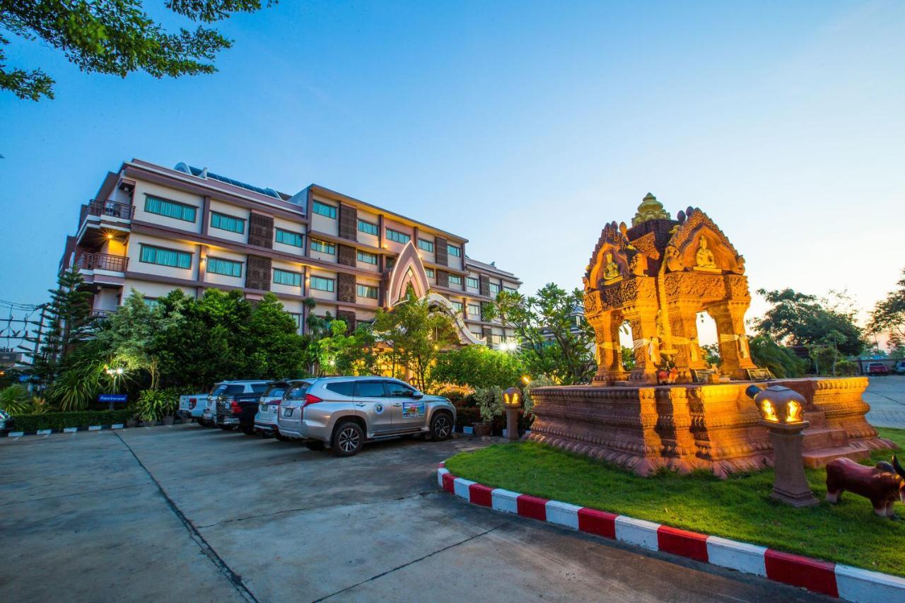 Phanomrungpuri Hotel Buriram Nang Rong Dış mekan fotoğraf