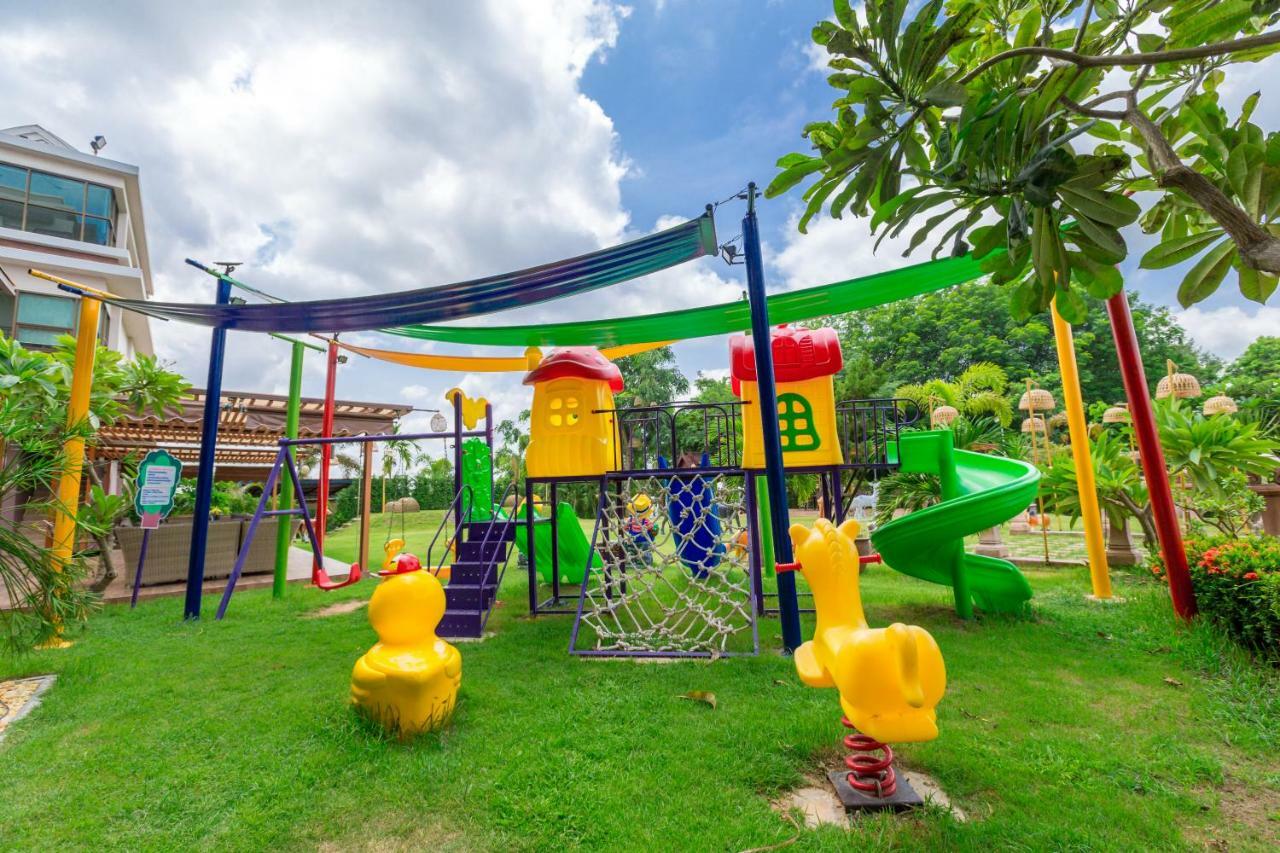Phanomrungpuri Hotel Buriram Nang Rong Dış mekan fotoğraf
